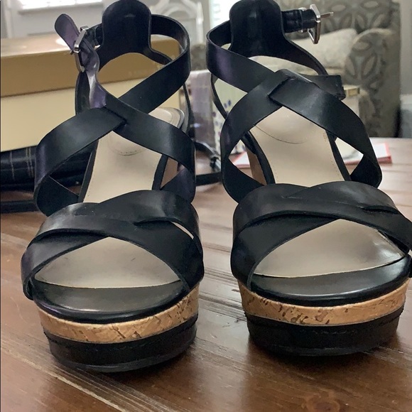 Like NEW Spring Wedges - Picture 3 of 8